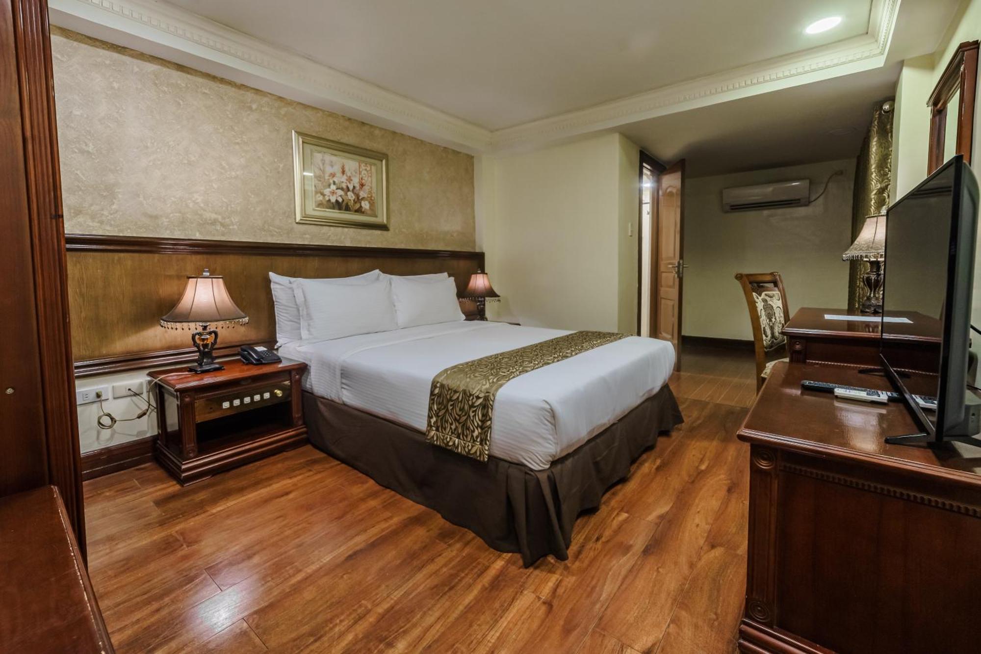 Villa Caceres Hotel Naga  Eksteriør billede