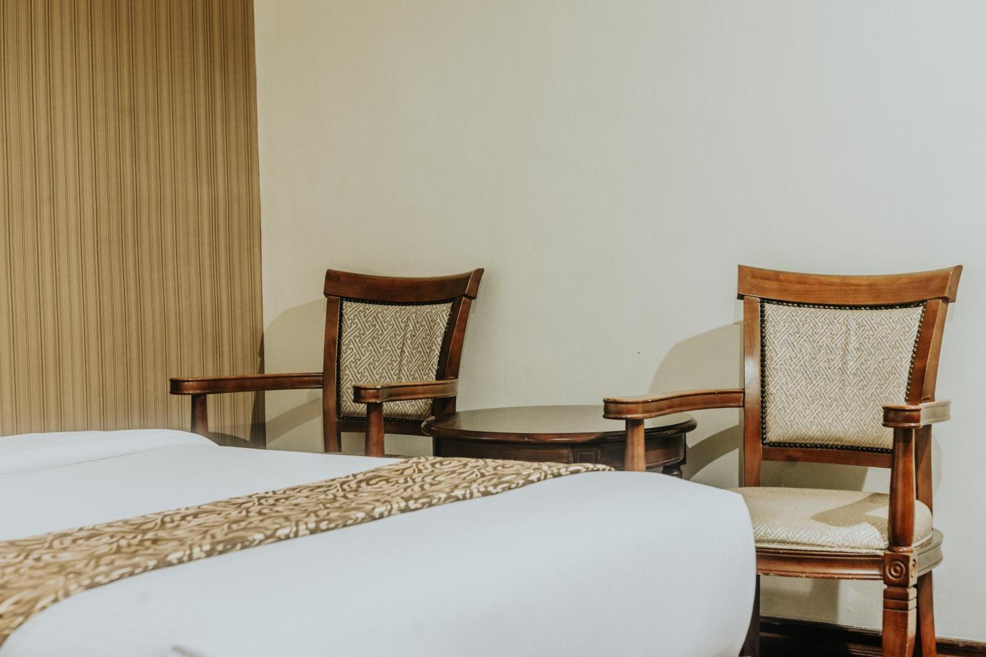 Villa Caceres Hotel Naga  Eksteriør billede